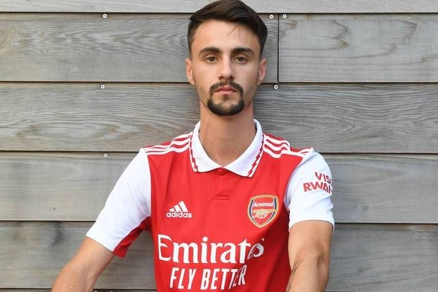 Arsenal cong bo tien ve tri gia 40 trieu euro hinh anh