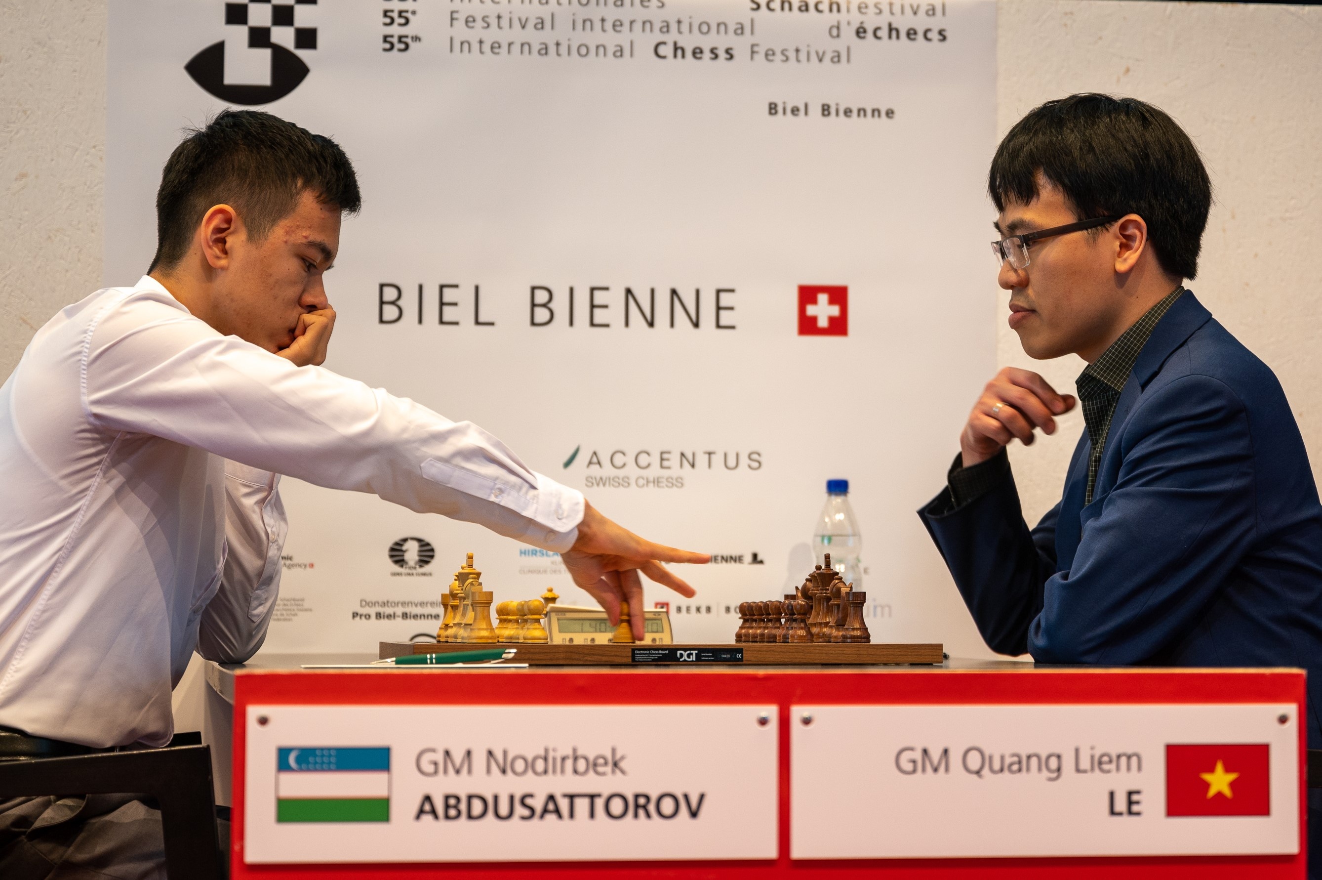 Quang Liem ha nha vo dich co nhanh the gioi hinh anh