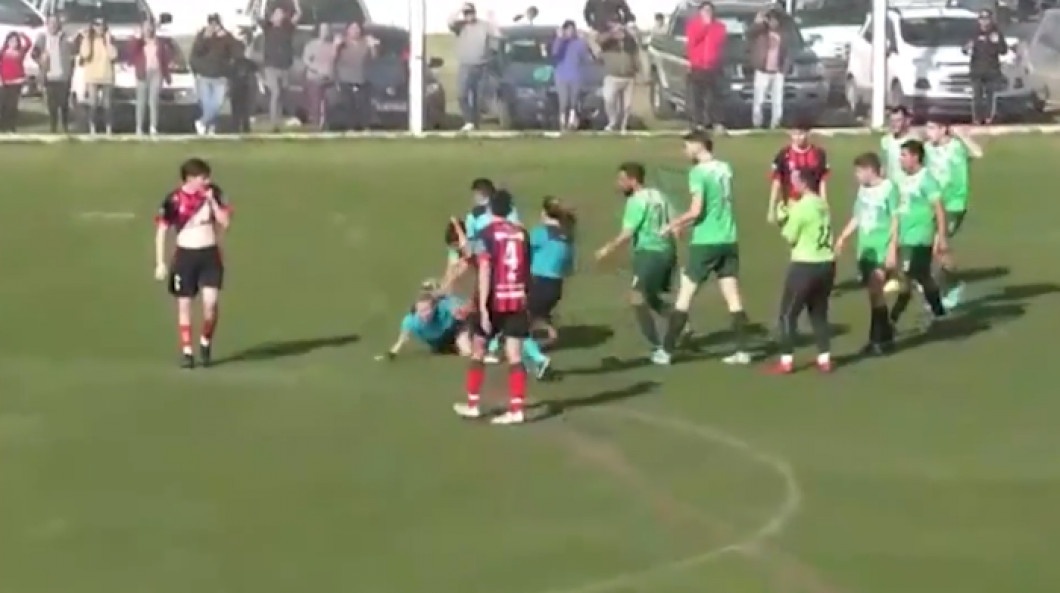 nu trong tai bi hanh hung anh 1