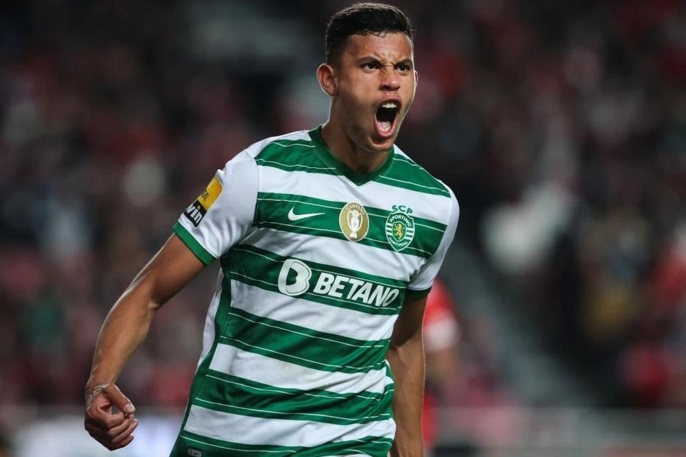 Wolverhampton chieu mo tien ve dat nhat lich su hinh anh