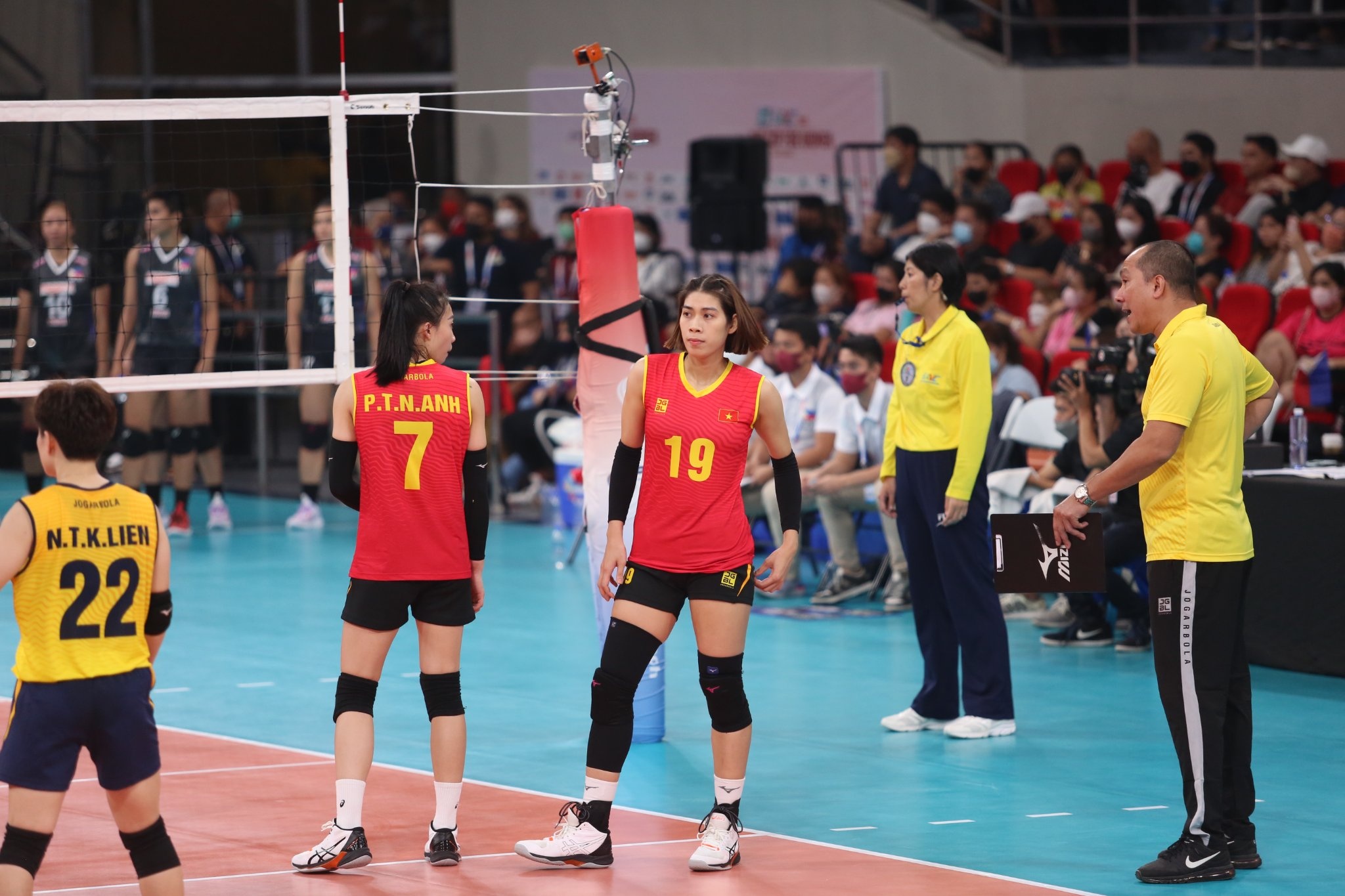 bong chuyen nu Viet Nam anh 4