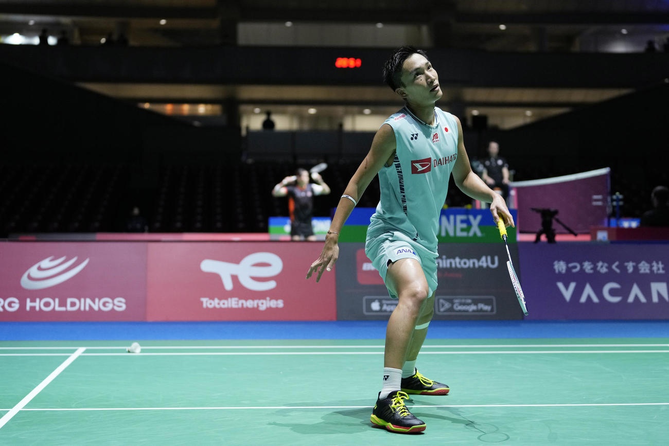 Momota thua soc anh 1