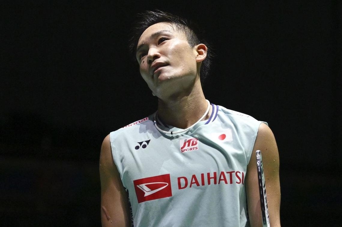 Momota gay that vong o giai cau long vo dich the gioi hinh anh