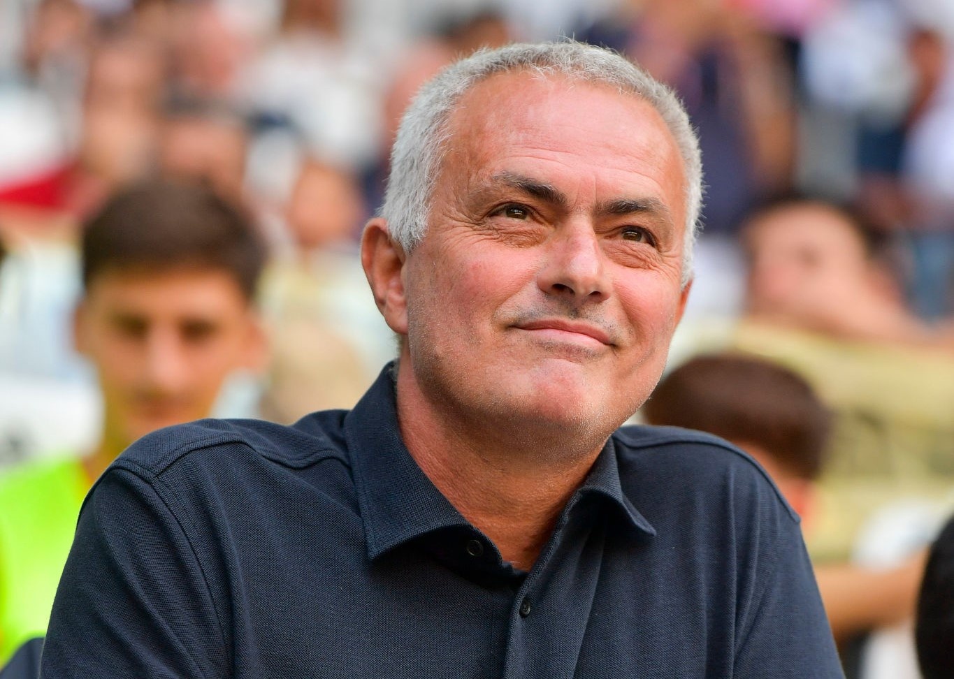 Mourinho hay nhat Serie A thang 8 hinh anh