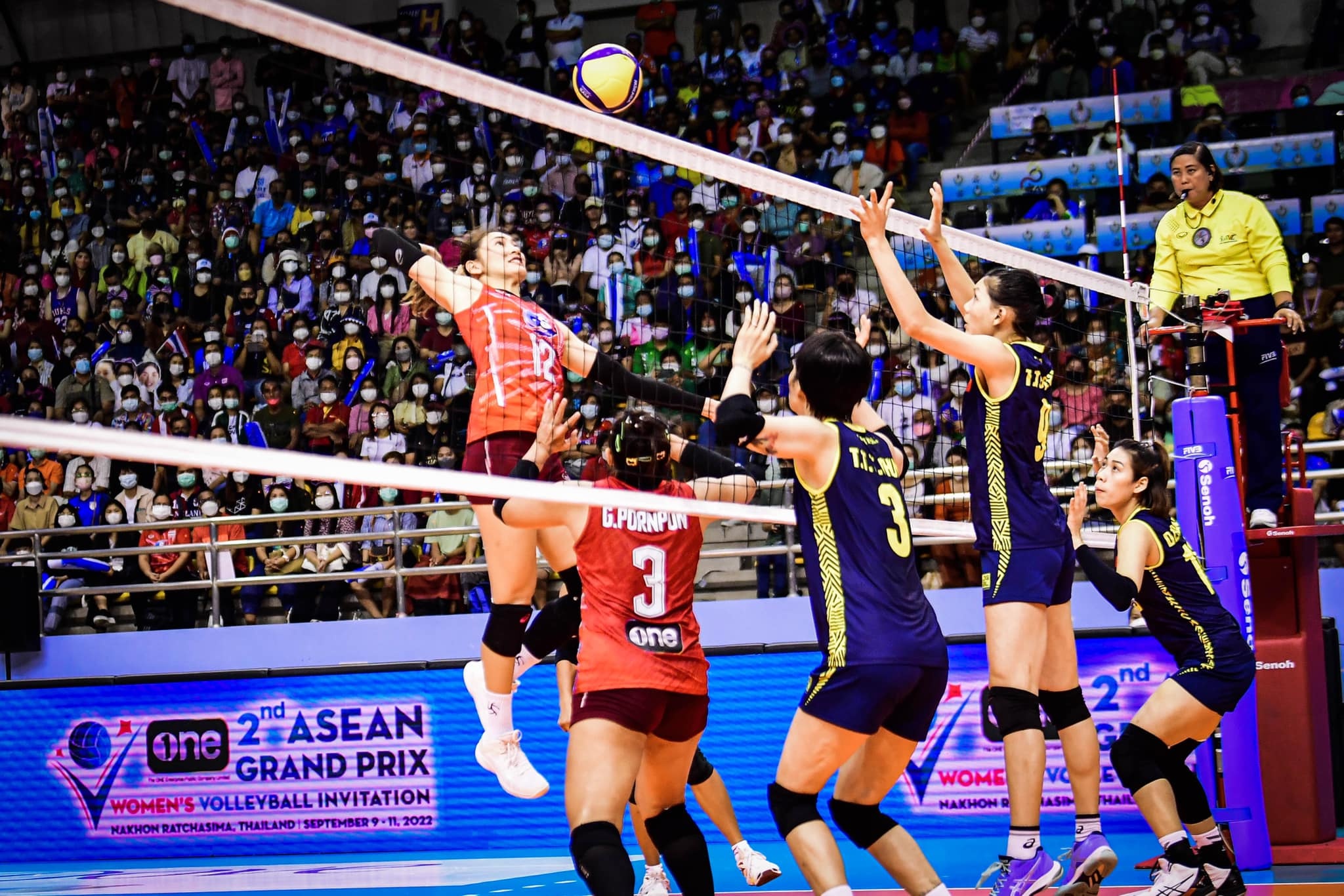 Bong chuyen Viet Nam anh 3