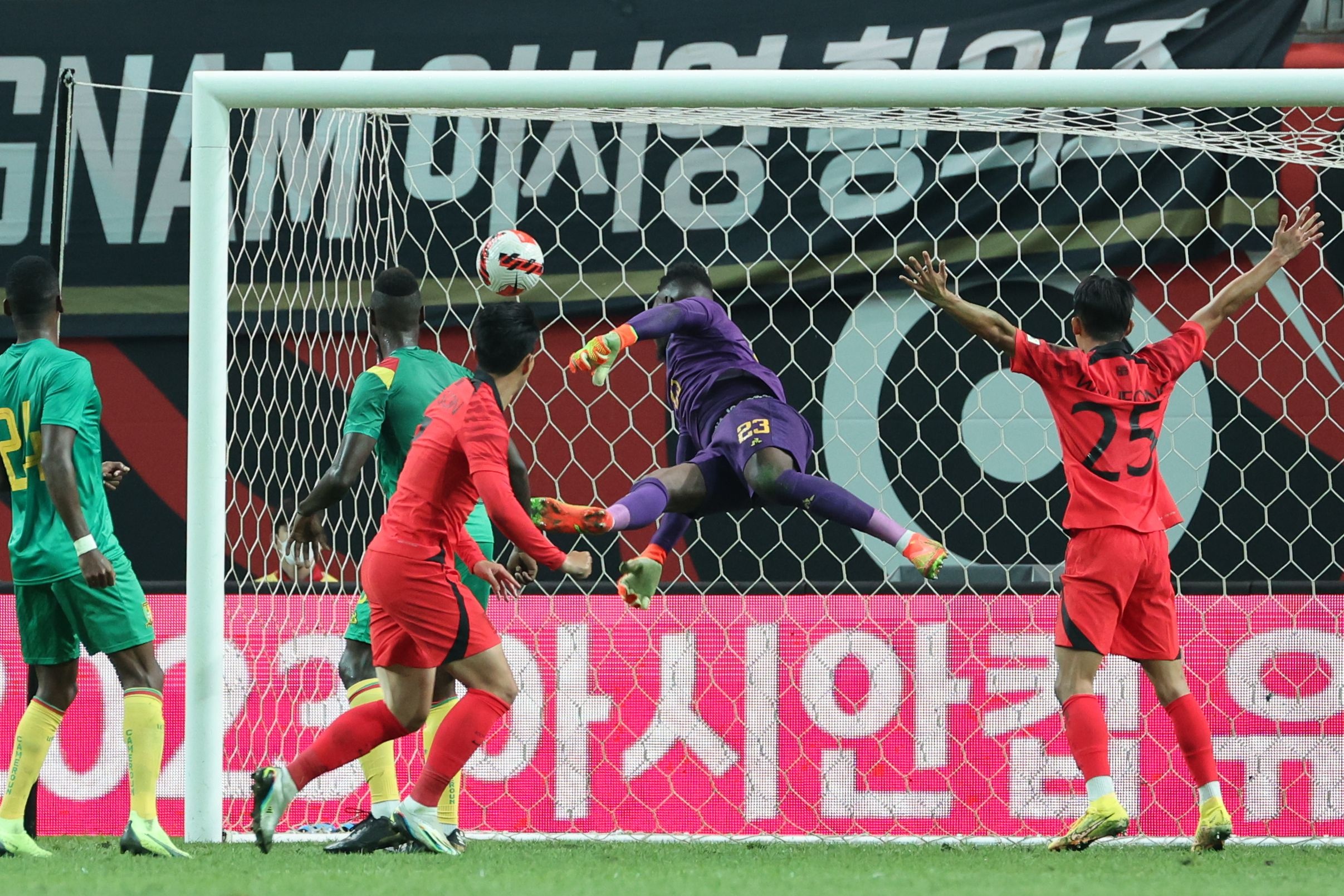 Son Heung-min ghi ban anh 1