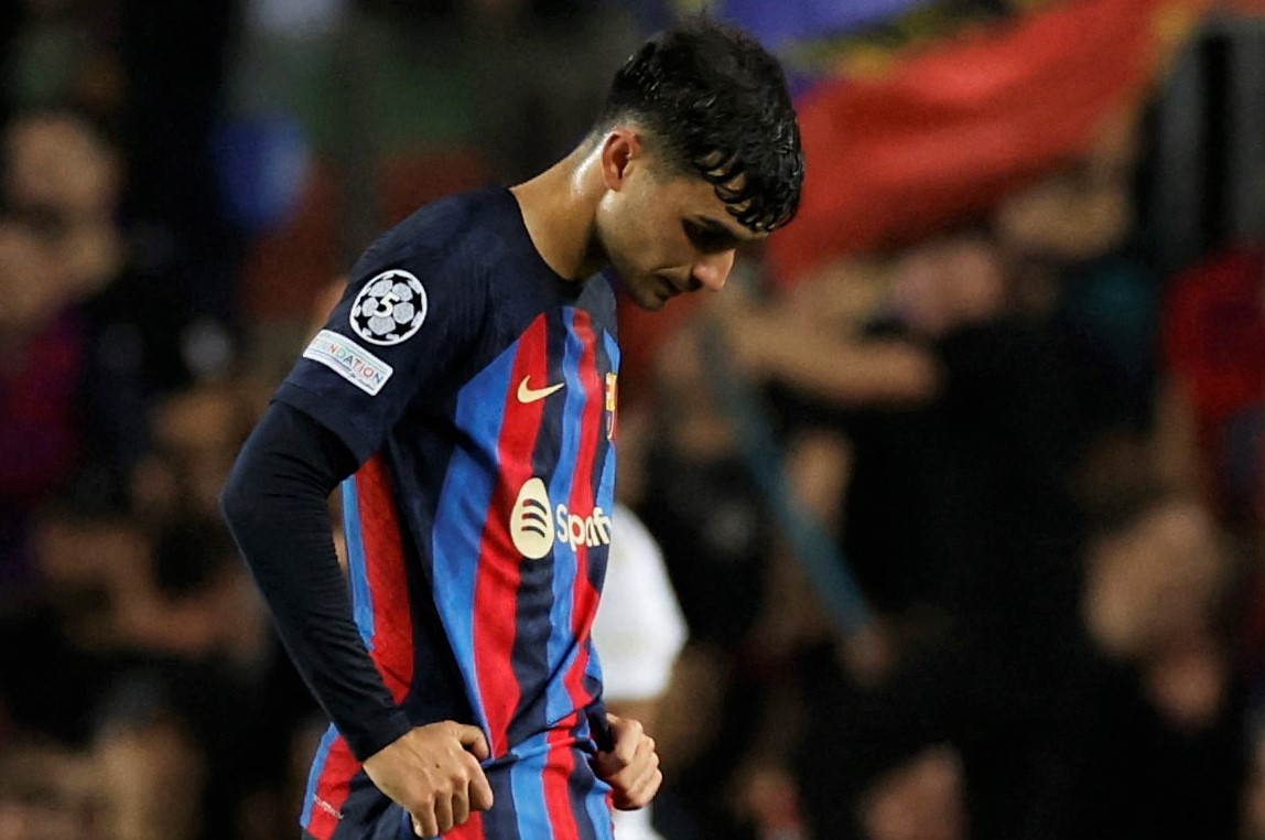 Pedri: 'Barca khong xung dang di tiep o Champions League' hinh anh