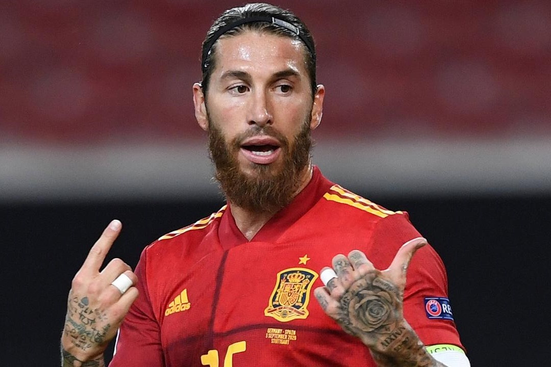 Ramos co the tro lai tuyen Tay Ban Nha truoc World Cup hinh anh
