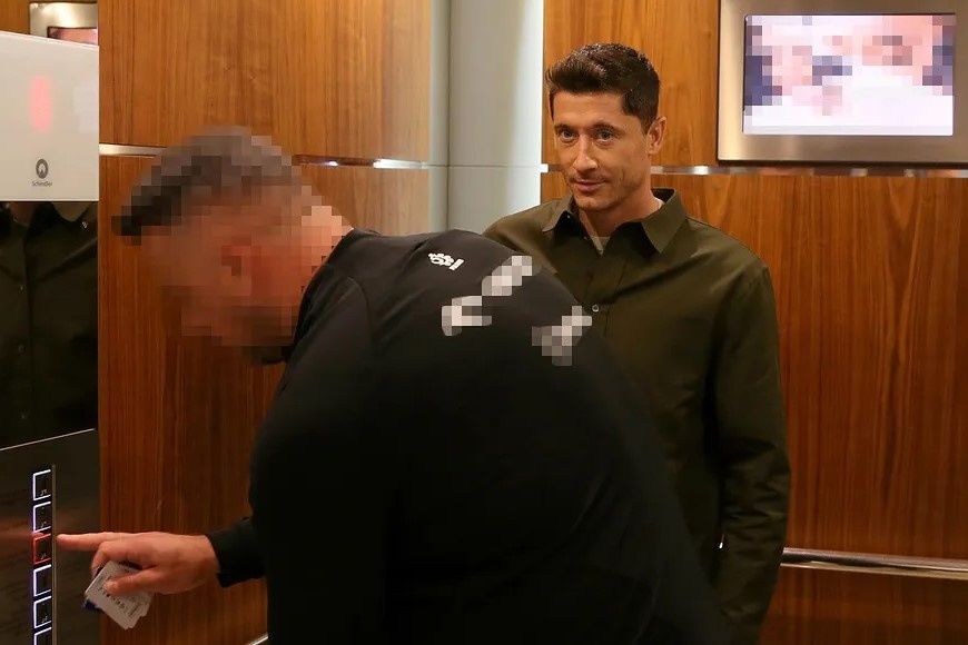 Ba Lan loai ve si cua Lewandowski truoc them World Cup hinh anh