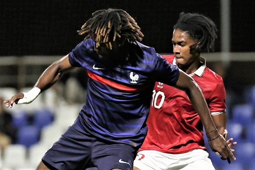 Phan ung cua HLV Shin sau khi U20 Indonesia thua 0-6 hinh anh