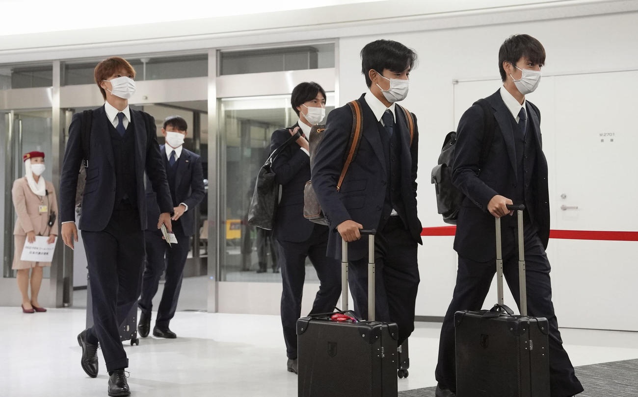 Nhat Ban chao don nhung nguoi hung World Cup hinh anh