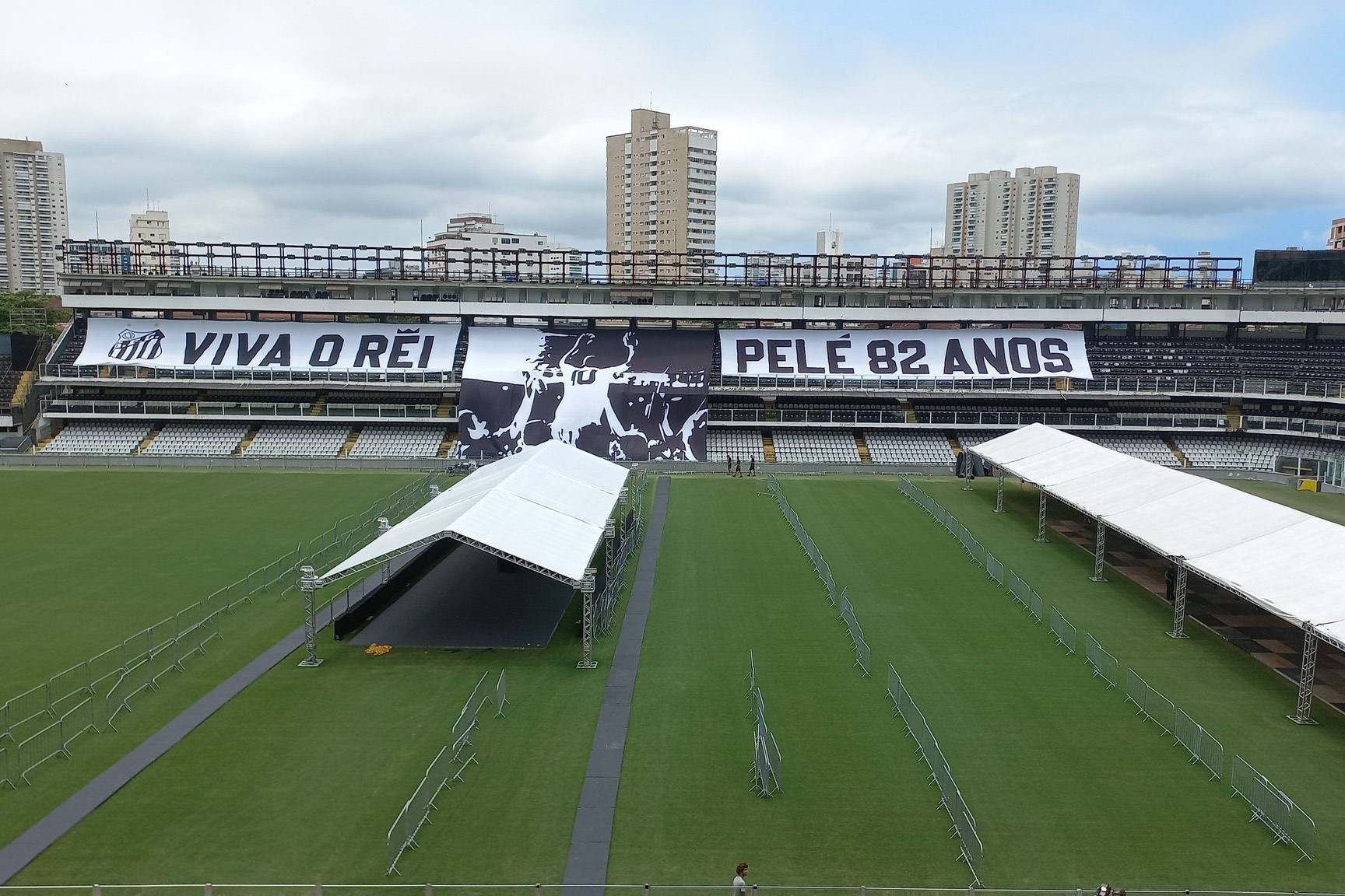 Brazil san sang cho tang le cua Pele hinh anh