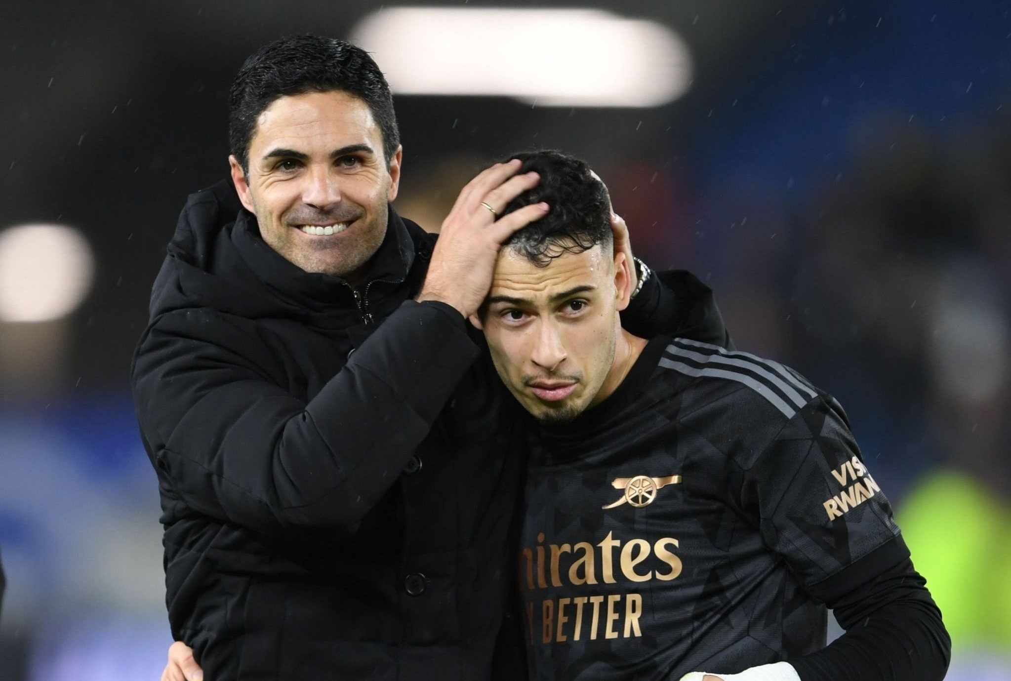 Phan ung cua HLV Arteta khi Arsenal hon Man City 7 diem hinh anh