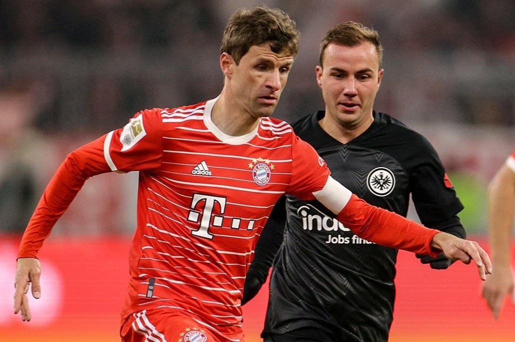 Bayern hoa tran thu 4 lien tiep hinh anh