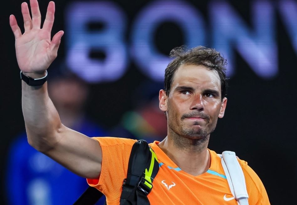 Nadal phau thuat, nghi thi dau them it nhat 5 thang hinh anh