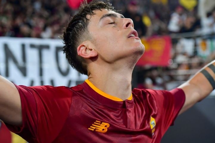 Dybala cuu ca mua giai cua Roma bang ban thang o phut 89 hinh anh