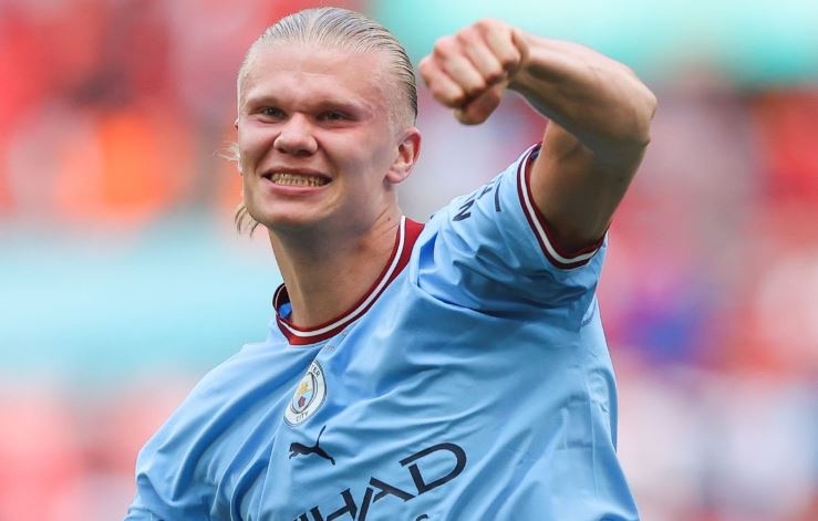 Haaland di vao lich su Man City hinh anh