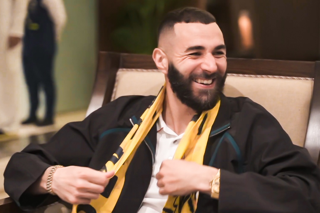 Nu cuoi cua Benzema o Saudi Arabia hinh anh