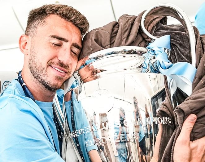 Man City an ba anh 4