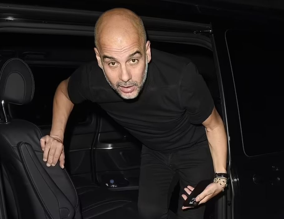 Haaland mac do ngu anh 6