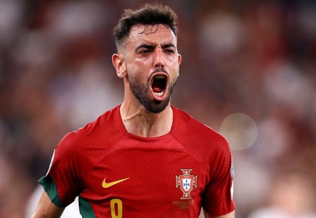 Bruno lam lu mo Ronaldo trong tran thang cua Bo Dao Nha hinh anh