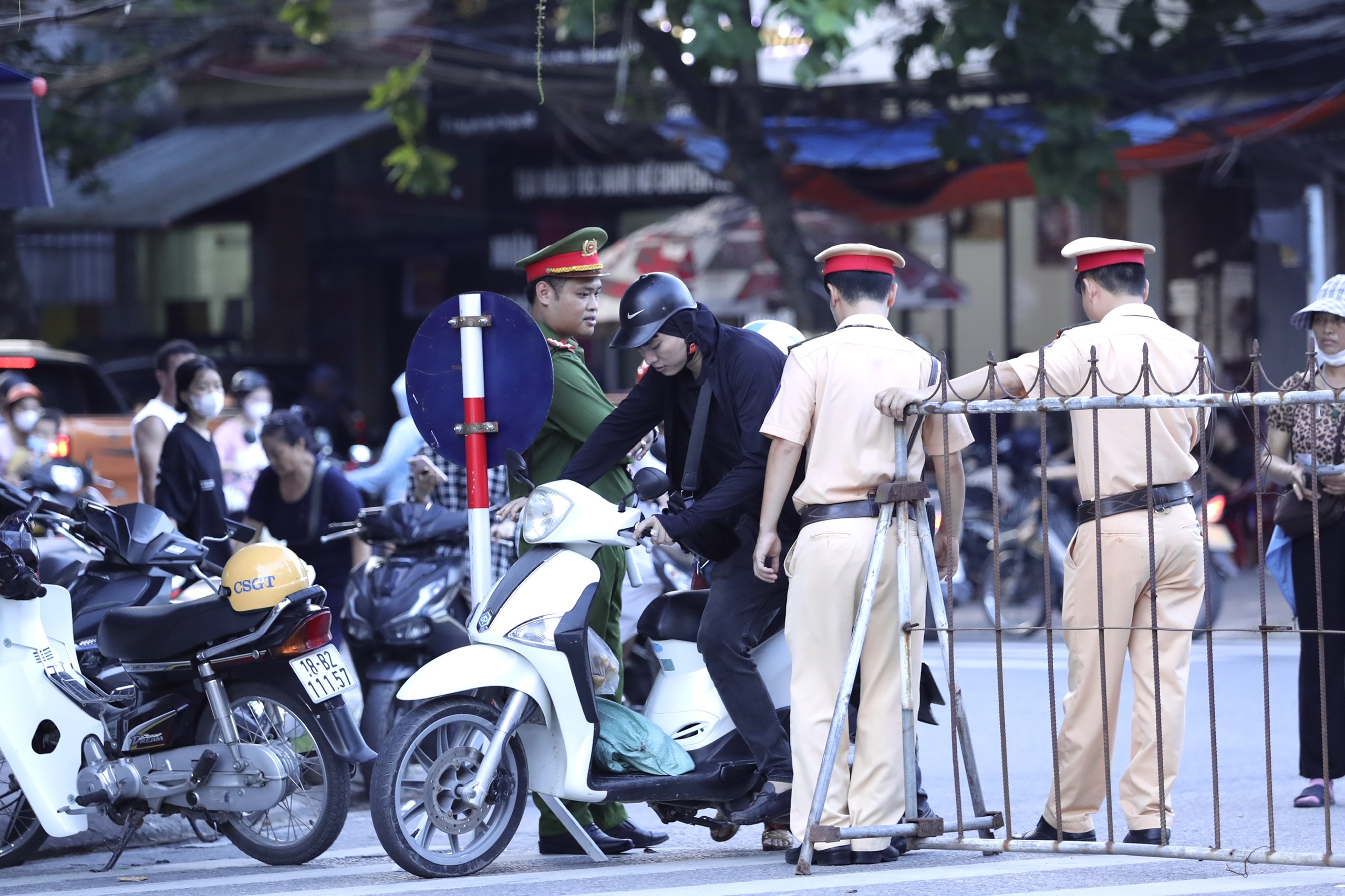 Viet Nam dau Syria anh 2