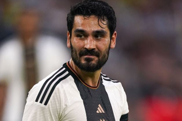 Tuyen Duc chim trong that vong hinh anh