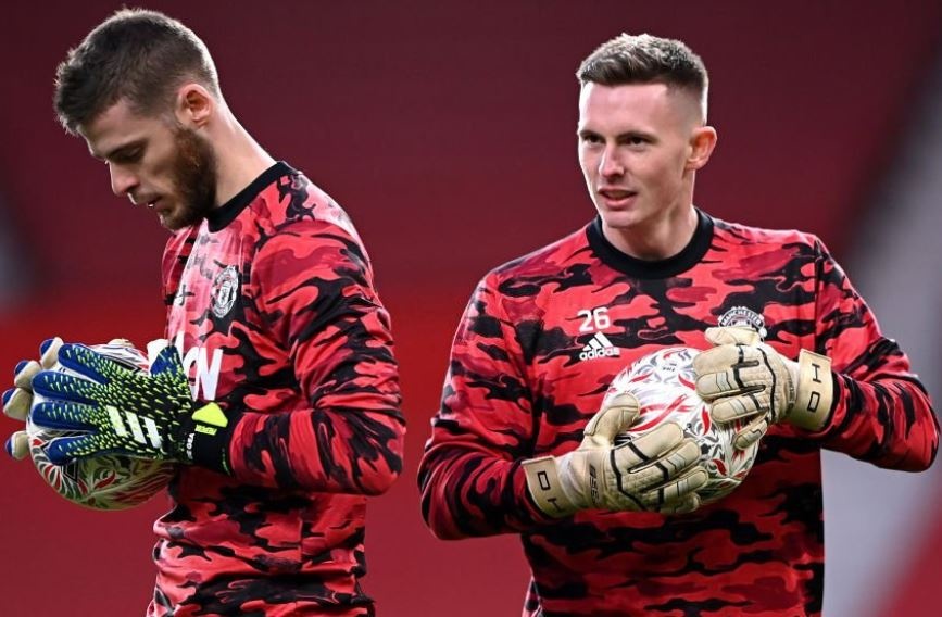 Sao Man United bi gach ten vi cong khai chong doi Ten Hag hinh anh