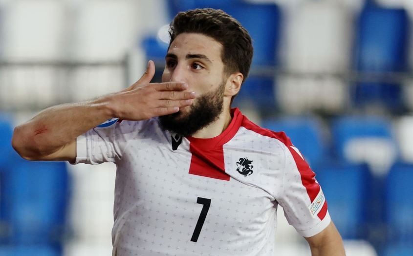 Georgia lap ky tich o 'bang tu than' U21 EURO hinh anh
