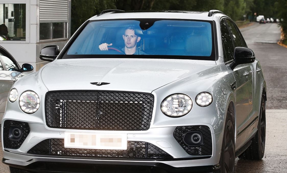 Dean Henderson cung dan sao tro lai Man United hinh anh