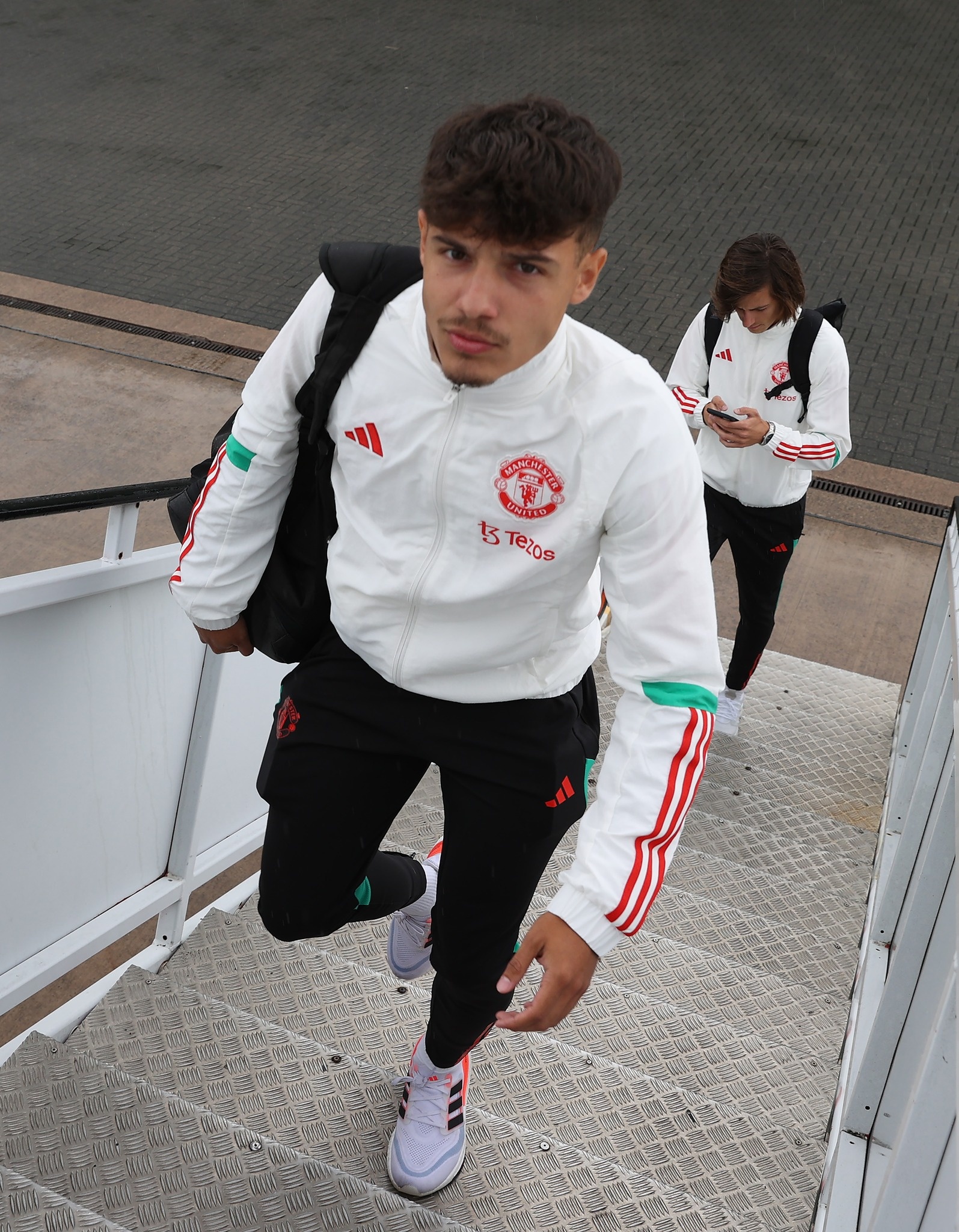 Mount ra mat MU anh 4