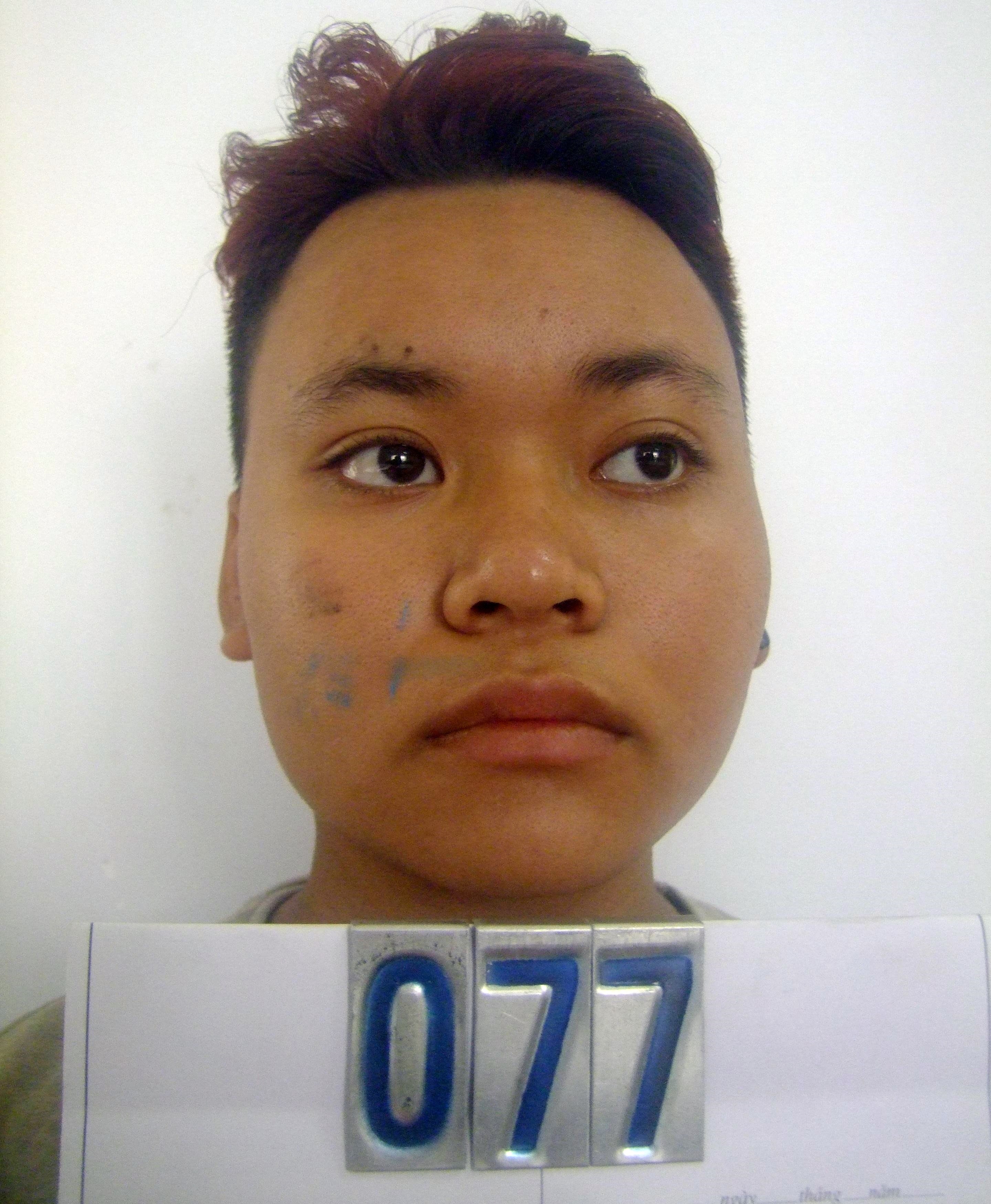 Pha bang trom xe may do nu quai cam dau anh 1