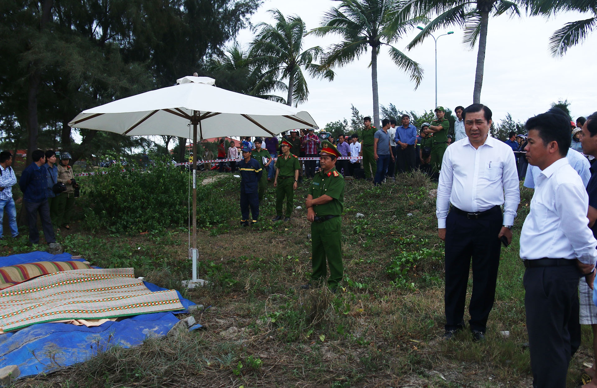 3 hoc sinh chet duoi thuong tam tai bai bien Da Nang anh 2