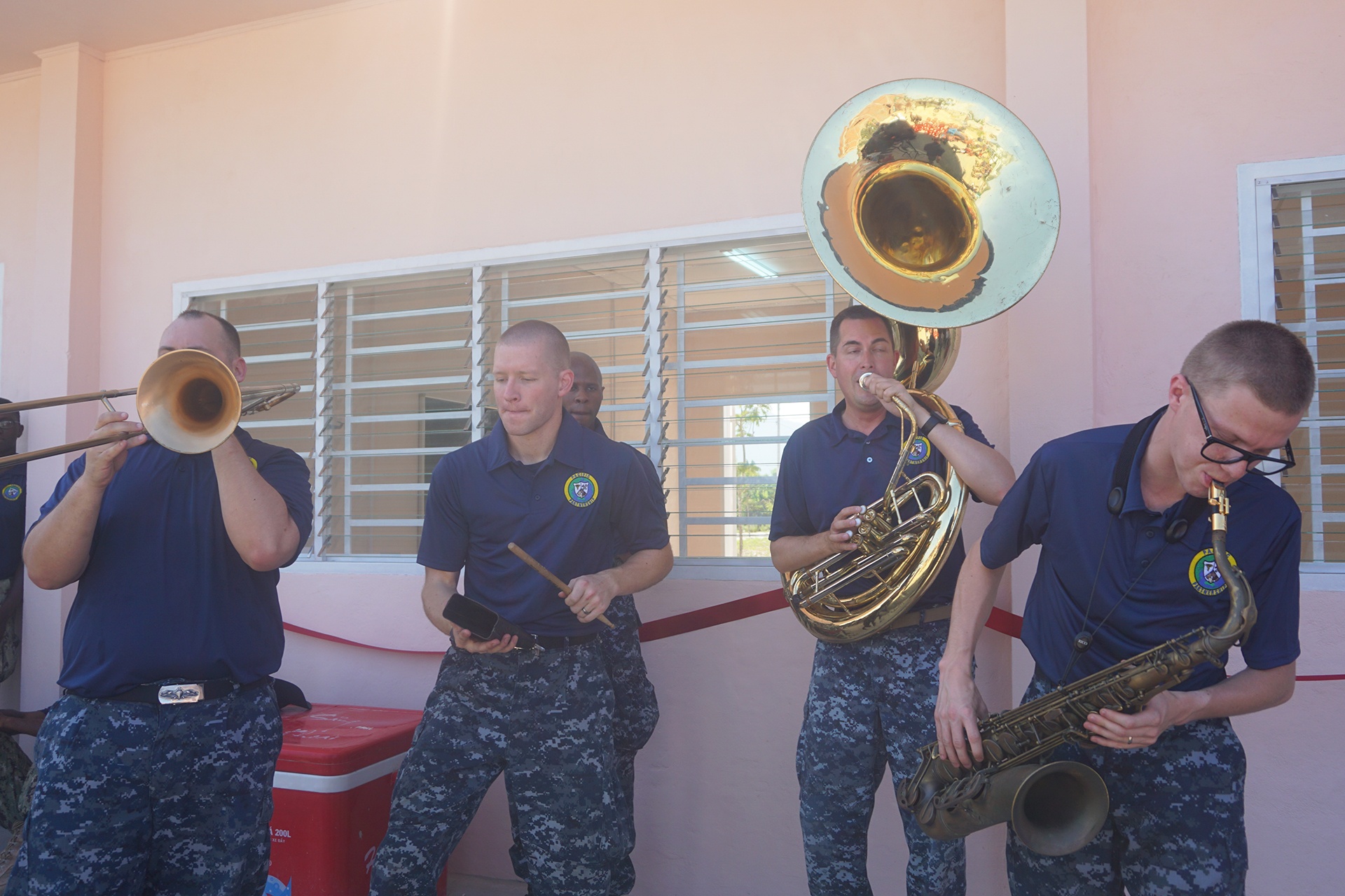 Hai quan My Nhat xay truong mam non anh 2