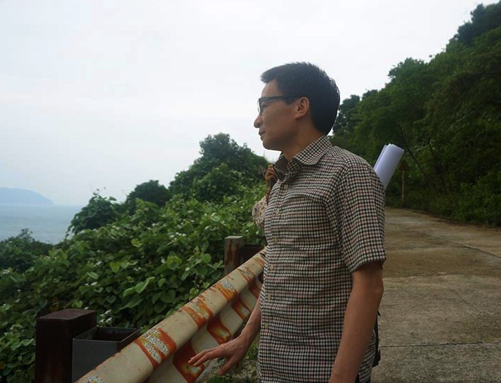 Phó Thủ tướng đi lên núi Sơn Trà ảnh 1 Pho Thu tuong di len nui Son Tra anh 1