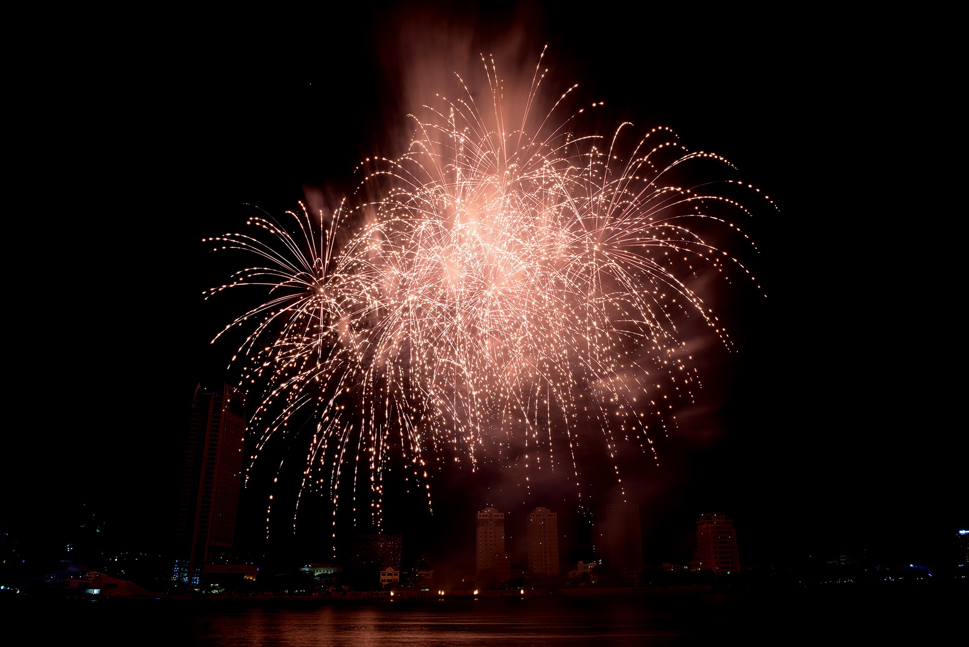 Chung ket phao hoa quoc te Da Nang anh 1