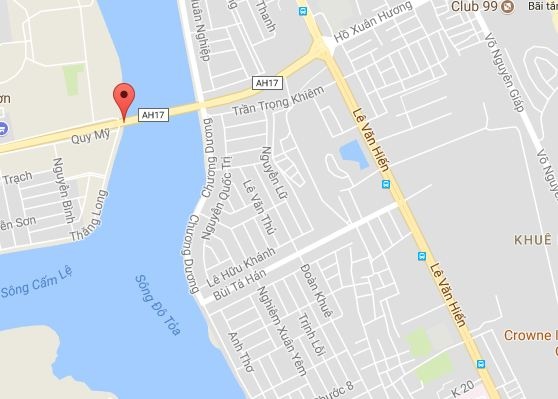 Oto lat ngua sau va cham giao thong anh 2