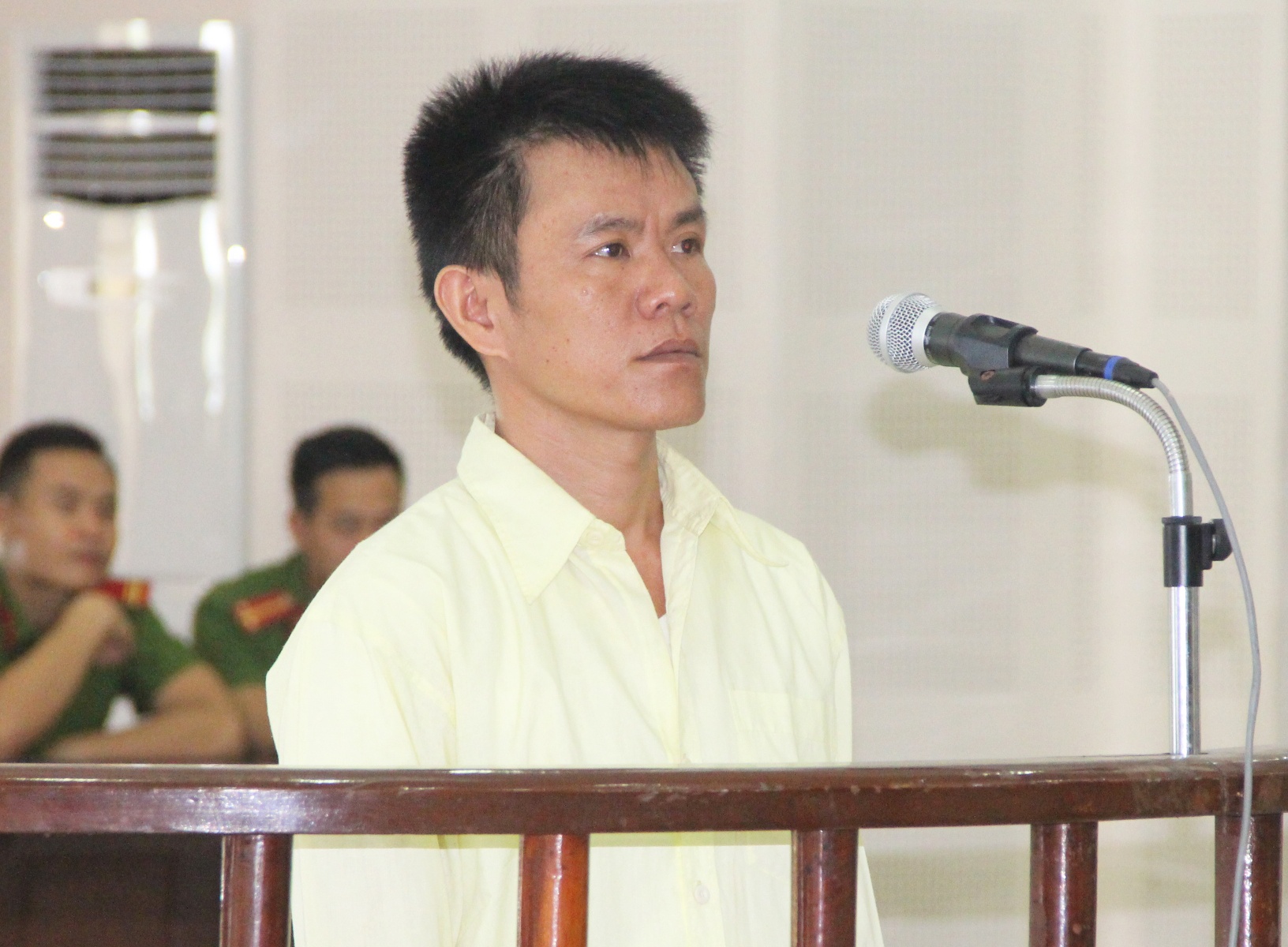 Đâm người lĩnh án ảnh 1 Dam nguoi linh an anh 1