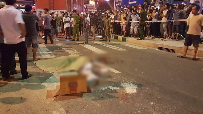 Nu sinh lop 9 di xe dap dien bi xe tai tong thiet mang hinh anh