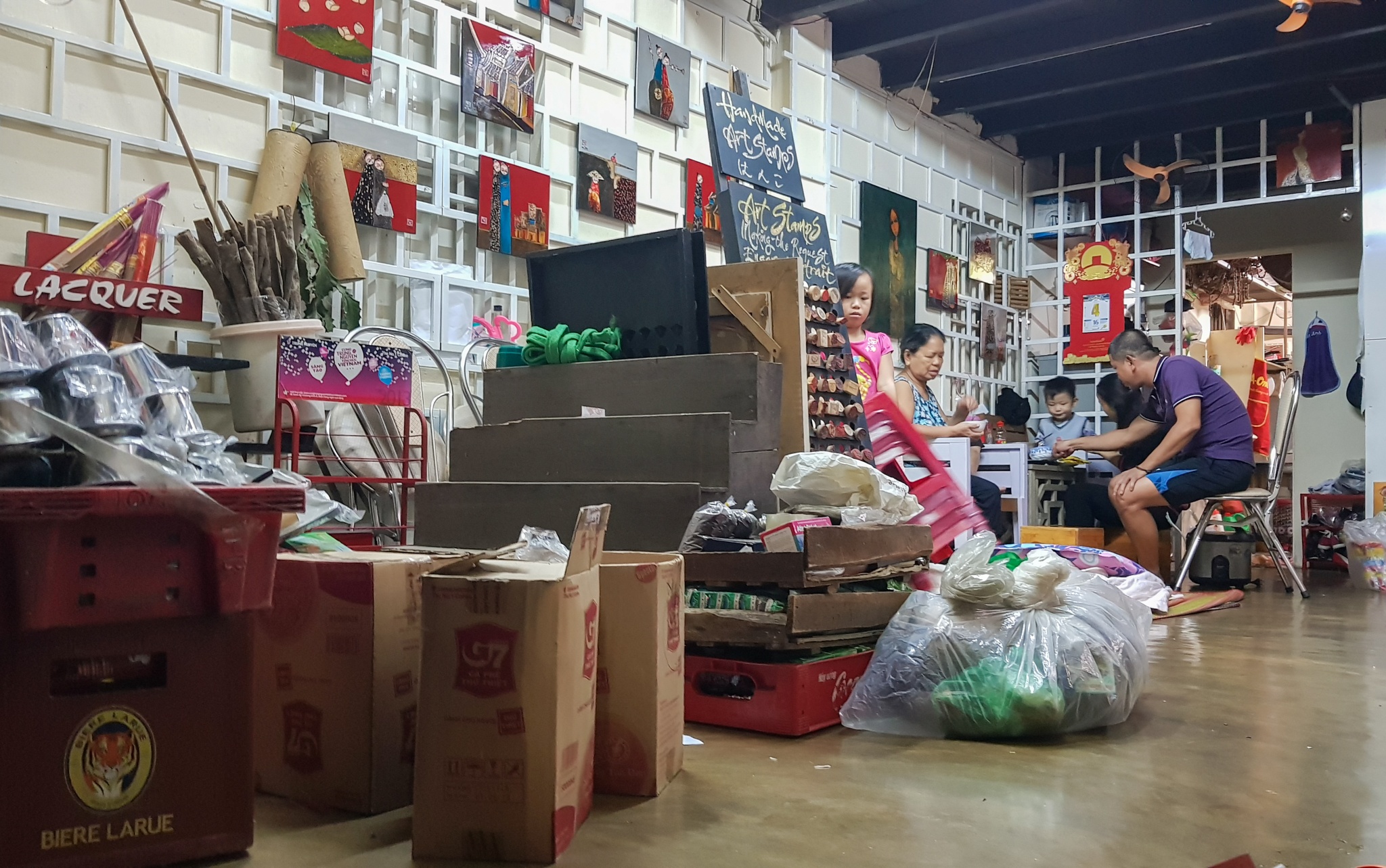 Nguoi dan hoi an chay lu anh 6