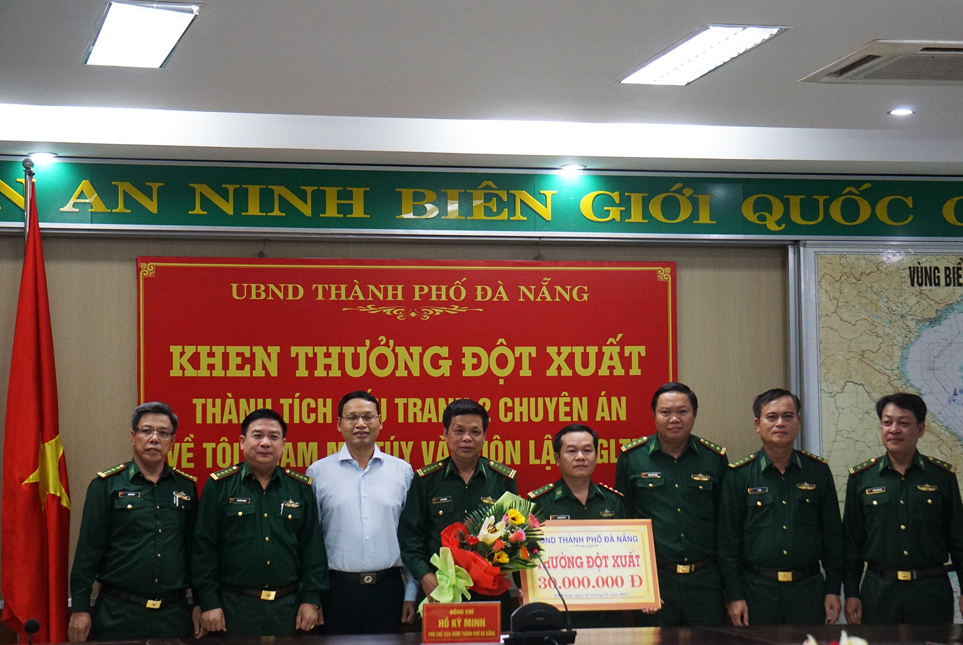 Thuong nong bien phong Da Nang pha thanh cong chuyen an ma tuy hinh anh