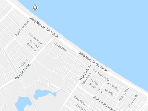 Nuoc bien Da Nang chuyen mau den anh 3