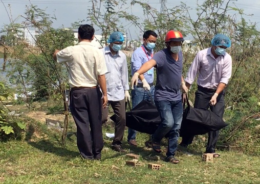 Thi the nam thanh nien noi tren song da nang anh 1