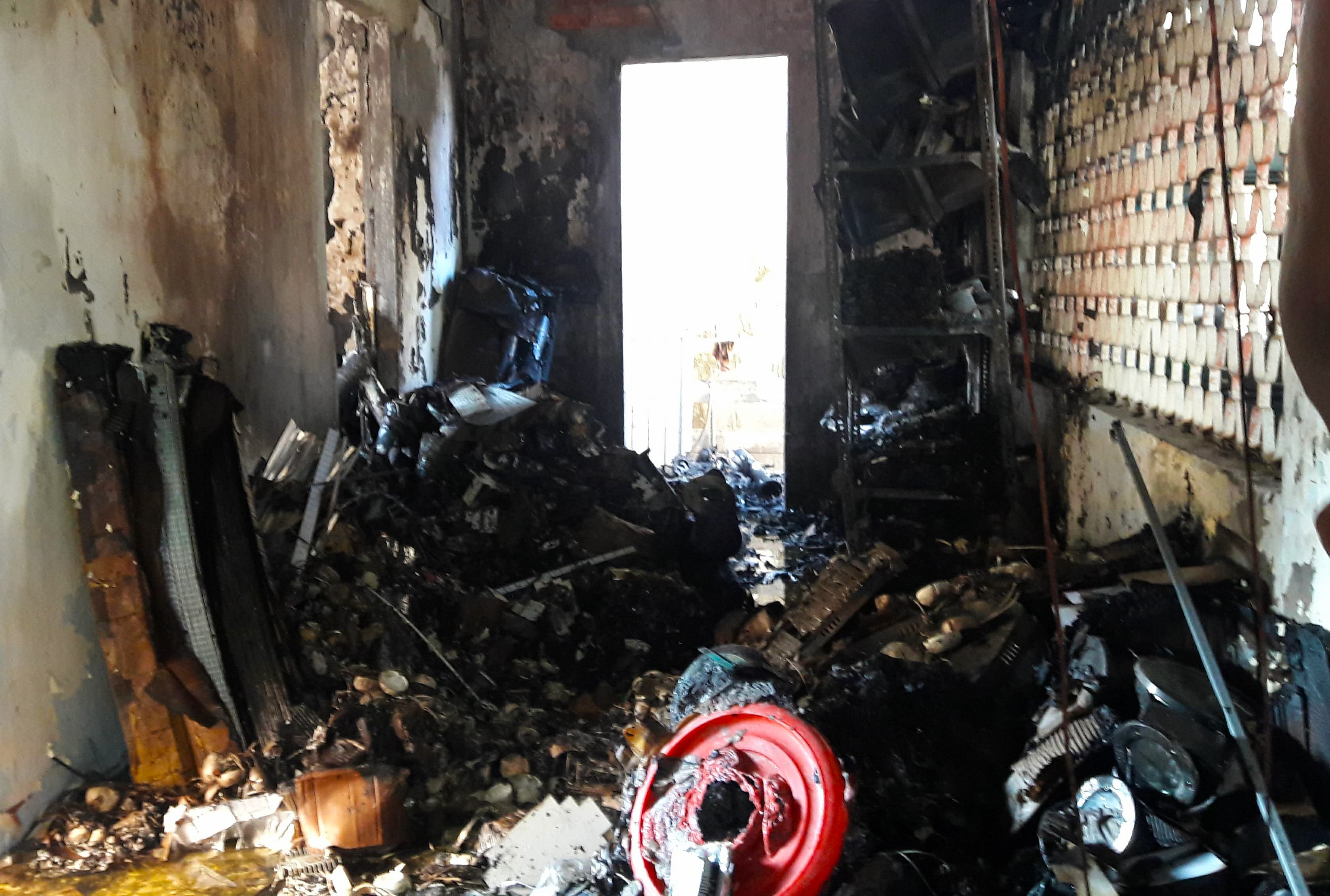 Chay kho hang tai chua o Da Nang anh 1