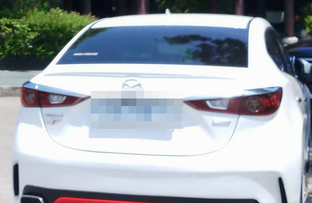 Truy tim ke trom oto mang ban roi bo tron hinh anh