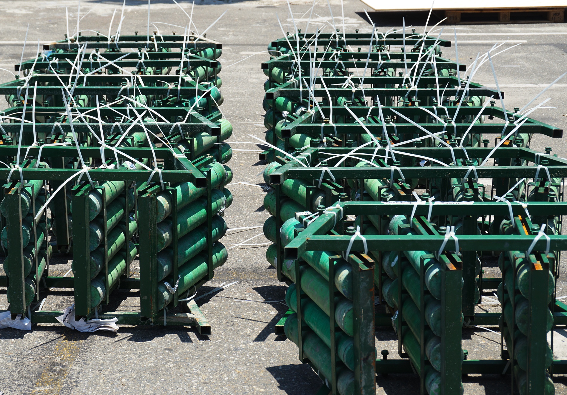 ran dia phao cua Hong Kong va Italy anh 5