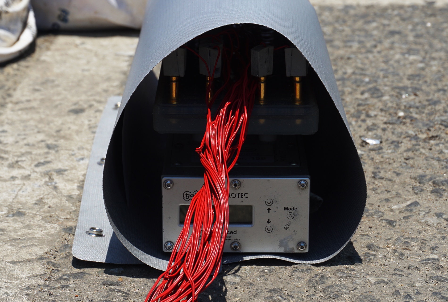 ran dia phao cua Hong Kong va Italy anh 7