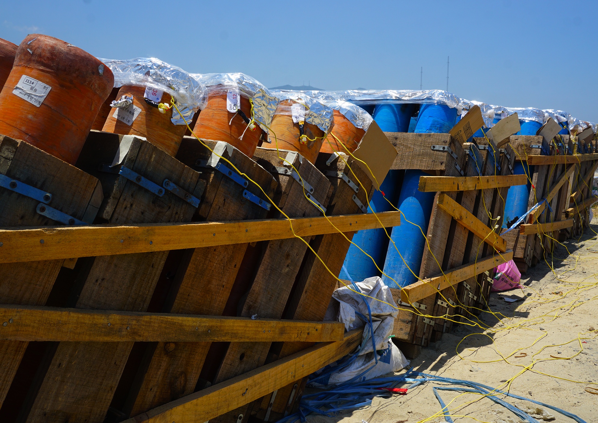 ran dia phao cua Hong Kong va Italy anh 2