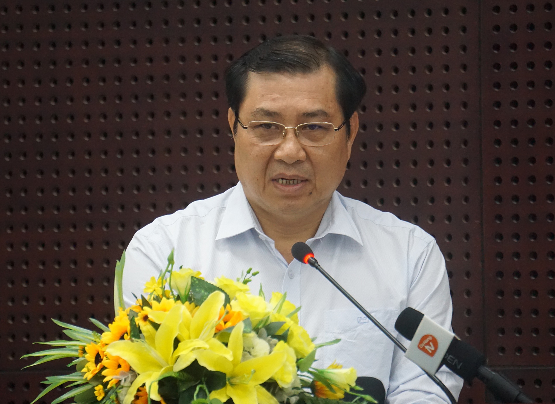 Chu tich Da Nang: 'Mot so noi thi tuyen cong chuc chua cong bang' hinh anh