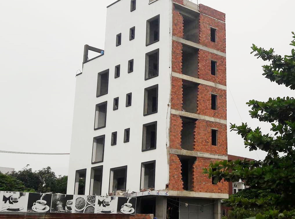 Di phu ho kiem tien hoc, nam thanh nien 19 tuoi bi dien giat chet hinh anh